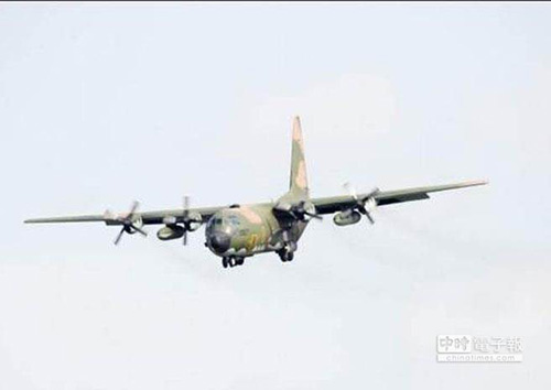 _܊C-130H\ݔC(j)Ϻ̫ƽu(zh)΄(w)